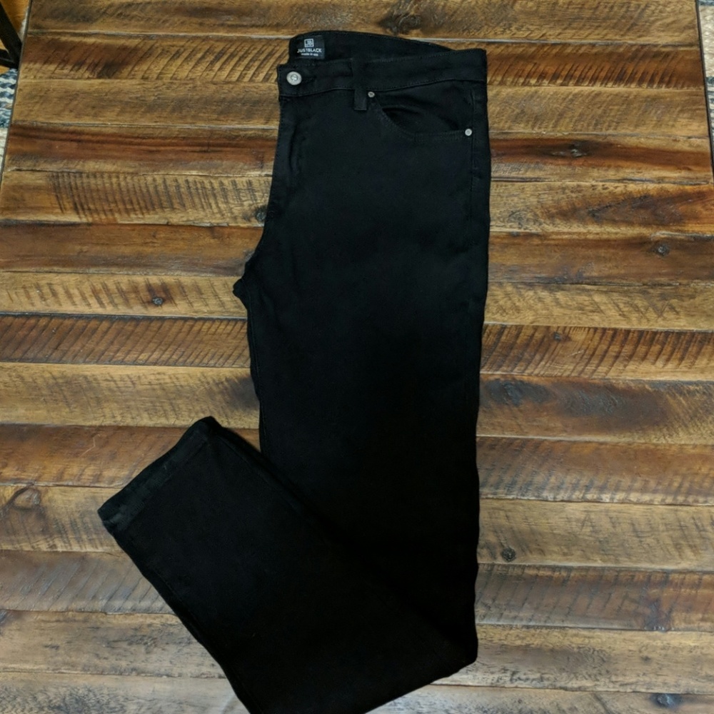 Black Jeans